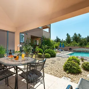 Matas - Srd315 By Interhome Apartament